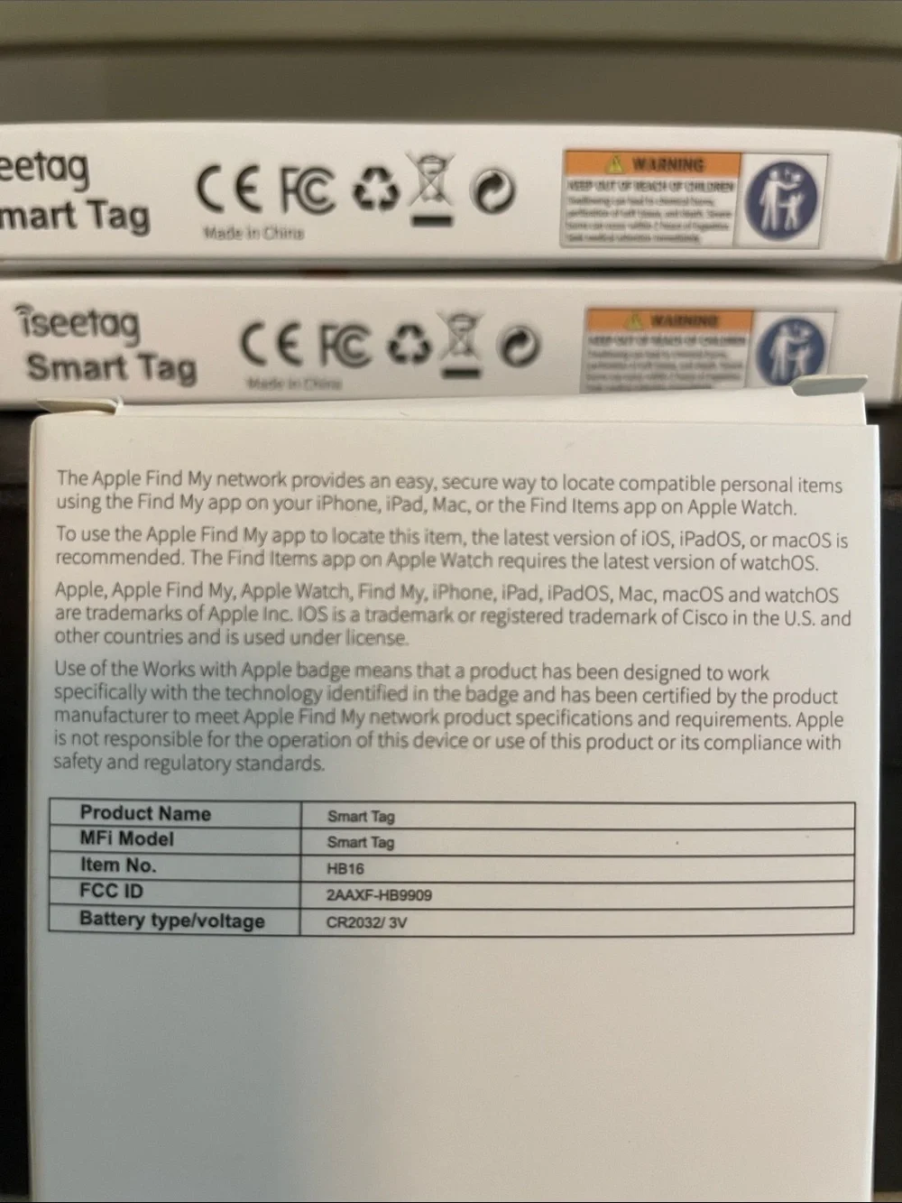 Smart Tag Tracker — Works with Apple Find My (Charcoal)